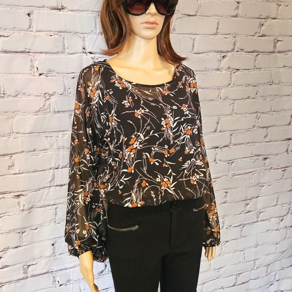 RW&Co. floral print cropped balloon sleeve sheer blouse - Picture 6 of 14